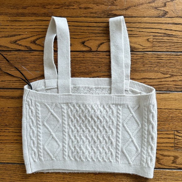 H&M Cable Knit Crop Top S NWOT - Picture 3 of 5
